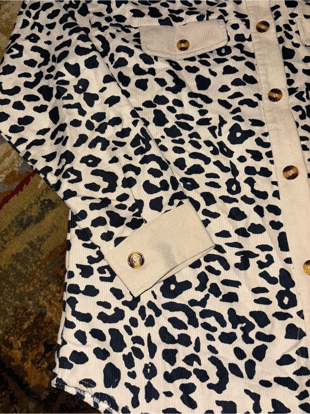 Cream Leopard-Print Button-Front Women's Blazer Shirt - Picture 3 of 7
